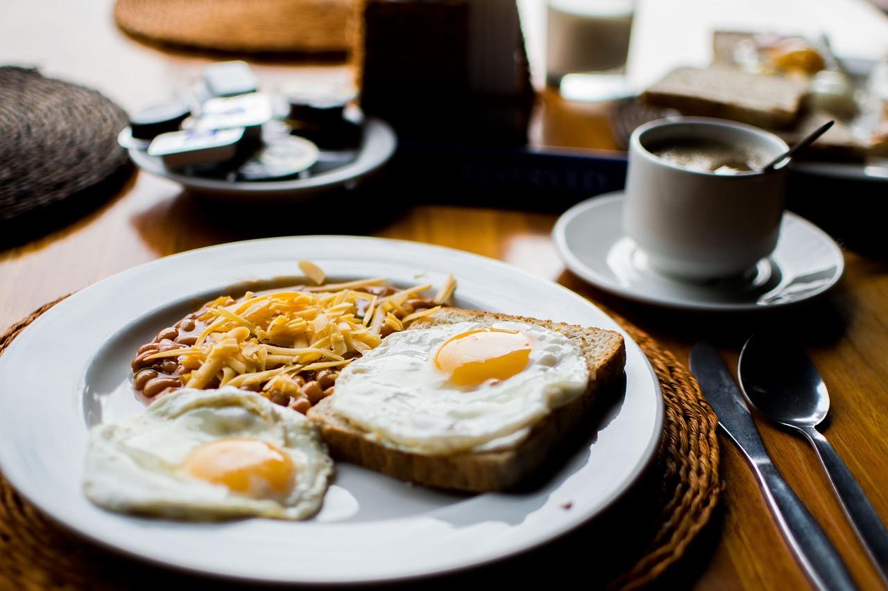 beans, breakfast, fried eggs-1834984.jpg